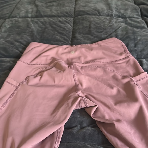 pink/violet 90 degree by reflex Size M leggings with pockets. EUC - Picture 10 of 13